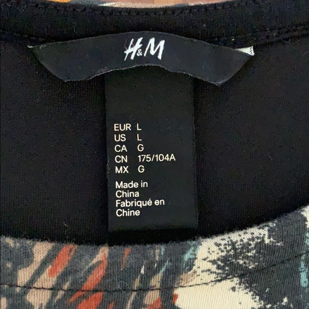 ๐H&M Animal Print Top๐๐
๐ฆ - Picture 3 of 6